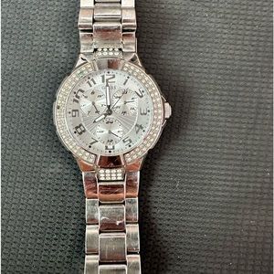 GUESS silver mans style watch